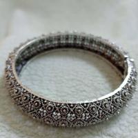 ราคา กำไลข้อมือ เครื่องประดับชุดไทย กำไลลายพิกุล กำไลข้อมือลายฉลุ กำไลแต่งงาน กำไล ชุดไทย กำไลล้านนา เครื่องประดับชุดไทย (12029187415)