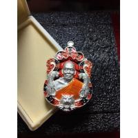 ราคา หลวงพ่อพัฒน์ หลวงพ่อพัฒน์ วัดห้วยด้วน พยัคฆ์แสนล้าน เนื้ออัลปาก้า ลงยาลายเสือส้ม ตอกโค๊ดขอบเหรียญ มีบริการเก็บเงินปลายทาง (8711807217)