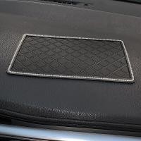 ราคา KS 30 15cm แผ่นยางกันลื่น ประดับเพชร สำหรับวางของในรถยนต์ แผ่นกันลื่นรถ แผ่นยางซิลิโคนกันลื่น แผ่นกันลื่นยาง ที่วางโทรศัพท์ ที่วางของในรถ (16911144625)