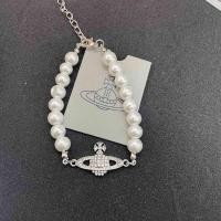 ราคา VIVIENNE WESTWOOD MINI BAS RELIEF PEARL CHAIN BRACELET สร้อยข้อมือไข่มุกวิเวียน จี้ฝังเพชรดาวเสาร์ อะไหล่เงิน ทอง ปรับสายความยาวได้ (20689528084)