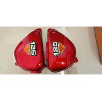 ราคา HONDA CB100 CB CB125 CB125S RED PLASTIC SIDE COVER LH RH LOGO ฝากระเป๋าข้าง ชุดปิดข้างตัวรถ สีแดง พร้อมสติ๊กเกอร์ งานสวย สินค้าคุณภาพดี (11216348854)