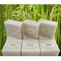 ราคา สบู่น้ำนมข้าว การรอง ธรรมชาติ RICE MILK NATURAL SOAP แพ็ค12 ก้อน 1 ก้อน ขนาด 65 กรัม (19624565036)