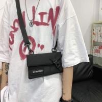 ราคา ELACCENT กระเป๋าสะพายข้าง กระเป๋าสะพายไหล่ผู้ชายกระเป๋าผู้ชายกระเป๋าสะพายข้างผู้ชายสไตล์เกาหลี INS แฟชั่นกระเป๋าใบเล็กกระเป๋าโทรศัพท์มือ (15933310887)