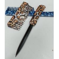 ราคา มีดพก มีดอุปกรณ์เดินป่า มีดทรงหวี หวีช่อนมีด ลายสวยๆ เหมาะสำหรับแต่งทรงผม มีดอเนกประสงค์ คละลาย (20574038645)