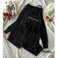 ราคา Set2ชิ้น เซ็ตวอร์ม เสื้อครอปแขนยาว มาพร้อมกางเกงขายาว ชุดเซ็ต เซท2ชิ้น PooGun Shop (17278430825)