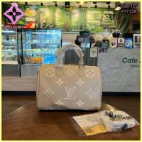 ราคา กระเป๋าถือ สะพายข้าง หลุยส์ ทรงหมอน ขนาด 12 นิ้ว (10947298785)