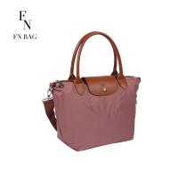 ราคา FN Nylon cloudy lite bag Size M กระเป๋าถือ กระเป๋าสะพายพาดลำตัว Hand bag Crossbody bag 1307 21006 (20395045037)