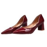 ราคา พร้อมส่ง รองเท้าคัชชูผู้หญิง ส้นสูง ทรงทางการ รุ่น KD07 (1076236708)