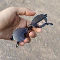 ราคา แว่นกันแดด แว่นวินเทจ ทรงกลมมน เล็กจิ๋ว แว่นเก่าเก็บยุค 90S Little JingJoo กรอบสีน้ำเงินเมทาลิค เลนส์สีดำอมเขียว วินเทจแท้ หายาก วินเทจ (17016264119)