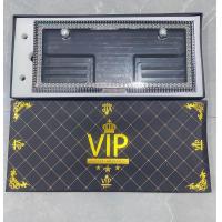 ราคา กรอบป้ายทะเบียน VIP พร้อมหัวน็อตเพชร สามารถใส่กับป้ายทะเบียนเดิมได้เลย 1 กล่อง 1 ชิ้น สวยงาม งานดี หรูหรา สไตล์VIP (20624046045)