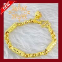 ราคา สร้อยข้อมือทอง ชุบทองไมครอน เคลือบแก้วอย่างดี ลายห่วงคั่นบล็อค2 ห้อยหัวใจ น้ำหนัก 1 บาท (667066023)