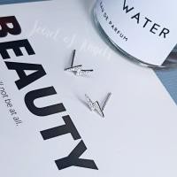 ราคา พร้อมส่ง ต่างหูเงินแท้ S925 รุ่น Lightning ต่างหูสายฟ้า เพชรCZ เงินแท้ทั้งชิ้น Silver925 ต่างหูผู้ชาย ต่างหูผู้หญิง ตุ้มหูเงินแฟชั่น (20534895467)