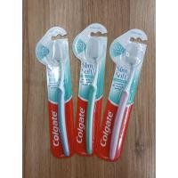 ราคา แพ็ค 3 ชิ้น Colgate แปรงสีฟันคอลเกต สลิมซอฟท์ ดีพ คลีน คละสี (19936300413)