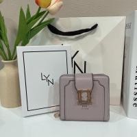 ราคา กระเป๋าสตางค์lyn มาใหม่ทรงสีเหลี่ยมขนาด4 5 นิ้ว พร้อมกล่อง (20499888516)