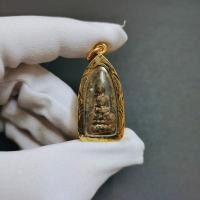 ราคา จี้พระรอด ลำพูน พิมพ์เล็ก เชื้อชินสนิมแดง กรุวัดมหาวัน เลี่ยมกรอบทองไมคร่อนอย่างดี มีบริการส่งฟรี (16778171506)