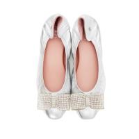 ราคา O B รองเท้าส้นแบนหนังแกะแท้ รุ่น Audrey Dazzling in Silver Metallic (19607870668)