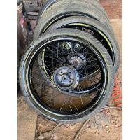 ราคา วงล้อขอบ17พร้อมยางนอกยางในมือ2สภาพดี (20613605600)