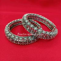 ราคา กำไลข้อมือ สีเงินรมดำ เครื่องประดับล้านนา ราคาต่อ 1 วง มีหลายลายให้เลือก (14366333546)