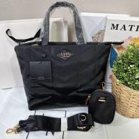 ราคา กระเป๋าสะพาย lyn tote bag lowa สายสปอร์ต ยาว ถือได้ สะพายได้ (20135628626)