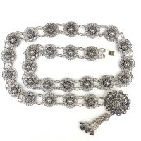 ราคา เข็มขัดอีสาน Vintage jewelry ชุดล้านนาไท ลายดอกไม้ เข็มขัด เงินโบราณ (1351868858)