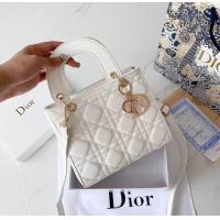 ราคา กระเป๋า Dior อุปกรณ์ครบกล่อง ปังมากๆ (20732537729)