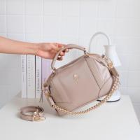 ราคา Best Seller กระเป๋าถือ KEEP BAG รุ่น Ella bag อะไหล่ทอง มีสายให้2เส้นค่ะ (19365243074)