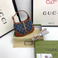 ราคา กระเป๋าถือ กระเป๋าสะพายข้าง กุชชี่ ขนาด 7นิ้ว และ 10 นิ้ว ทรงสวยเก๋ พร้อมส่ง (16173634029)