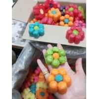 ราคา ดอกไม้ ทำจากอาหารปลา ใช้ประกอบกระทง กล่องละ50ดอก100บาท (20575127075)