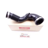 ราคา Isuzu ท่ออากาศเข้าเครื่อง หรือ ท่ออินเตอร์ D max ดีแม็คซ์ ปี2005 2011 แท้ (1471314239)