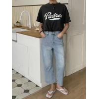 ราคา กางเกงยีนส์ปักเพชร pearly denim jeans ป้ายเกาหลี (20708339856)