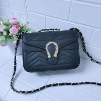 ราคา New กระเป๋าสะพายข้าง สะพายไหล่ PNK สายโซ่ทรงกล่อง น่ารักมาก พร้อมส่งจากไทย ขนาด 8 นิ้ว (19365319705)