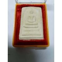 ราคา พระเครื่อง พระสมเด็จวัดระฆัง รุ่นพิเศษ 100 ปี บรรจุใส่ในกล่องกำมะหยี่ ซม 2 pcs order (628604535)