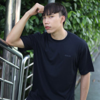 ราคา เสื้อยืด Oversize สีพื้นลาย Oliver ฟรีไซส์ (17119022795)