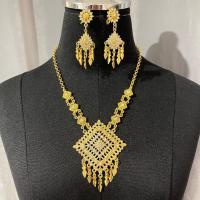 ราคา Vintage Jewelry เครื่องประดับสำหรับเด็ก ชุดไทย สร้อยคอ ต่างหูเจาะ เข็มขัด กำไล สังวาลย์ (20884501601)