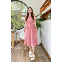 ราคา เดรสยาว ชุดเดรสอัดพลีท พร้อมเอวผูกโบว์น่ารัด มีหลายสี ผ้าอย่างดี (20365264587)