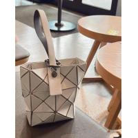 ราคา New กระเป๋า JAPAN BAO BAO แท้ issey miyake mini handbag กระเป๋าถือ คลัทช์ กระเป๋าคล้องมือ (19737758777)