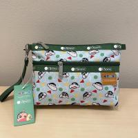 ราคา LeSportsac กระเป๋าคลัทช์7105กระเป๋ามือถือลายการ์ตูนกระเป๋าเครื่องสำอางสองชั้นกระเป๋าเก็บของกันน้ำมีซิปสองเส้นพร้อมเชือกคล้องมือ (20524569732)