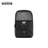 ราคา DAPPER กระเป๋าสะพายข้าง Monochrome Buckle Sling Bag สีดำ (21018091165)