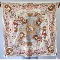 ราคา Kiss Me Doll New collection ลาย Carousel ขนาด 100x100 cm ผ้าพันคอ ผ้าคลุมไหล่ (18671589815)