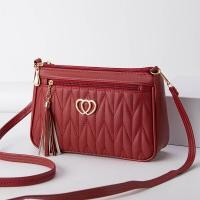 ราคา ? ? ? ? ? ? ? ? พร้อมส่ง2023 กระเป๋าถือ กระเป๋าสะพายข้าง กระเป๋าผู้หญิง สายหนัง มี2สี แดง ดำ (20483310059)