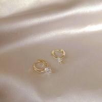 ราคา earika earrings gem hoop ต่างหูห่วงเงินแท้จี้เพชรเม็ดใหญ่ มีให้เลือกสองสี เหมาะสำหรับคนแพ้ง่าย (9248043402)