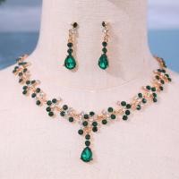 ราคา เซ็ตสร้อยเพชร ต่างหูหนีบ เด็ก ผู้ใหญ่ใส่ได้พร้อมส่ง (20787877515)