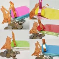 ราคา กระดาษสาห่อเหรียญโปรยทานขนมใส่ไส้ แบบสี่เหลี่ยม ยังไม่รวมกระดาษรองฐานให้ ใช้สำหรับห่อเหรียญโปรยทาน งานบุญ งานบวช (21008313947)