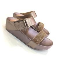 ราคา 8am รองเท้าเพื่อสุขภาพ รองเท้าแฟชั่น แตะสวม2ตอน ปรับระดับความยาวตอนหลังได้ด้วยเมจิกเทป ประดับด้วยอะไหล่เพชร FF2104 เล็กกว่าปกติ1ไซส์ (20068407079)