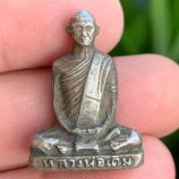 ราคา รูปเหมือนปั้ม หลวงพ่อเดิม มีจาร วัดหนองโพ นครสวรรค์ ก816 (20928597766)