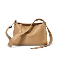 ราคา Yitongchuan Calvin Klein กระเป๋าหนังวัว 2023 ใหม่กระเป๋าสะพายข้างกระเป๋าผู้หญิงหนังเฉพาะกลุ่มความรู้สึกระดับไฮเอนด์ผู้หญิงไหล่เดียว (20445730678)