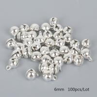 ราคา 20 100Pcs 6 8 10 12 14มม ทองแดงขนาดเล็กJingle Bellsทองเงินลูกปัดจี้แขวนต้นคริสต์มาสเครื่องประดับคริสต์มาสตกแต่งปาร์ตี้งานฝีมือDIYอุปกรณ์เสริม (6540418698)