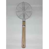 ราคา มี6ขนาด กระชอนตักของทอด กระชอนสแตนเลสด้ามไม้ กระชอนลวดด้ามไม้ ที่ตักของทอด กระชอนตักอาหาร (20071042085)