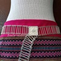 ราคา เข็มขัดชุดไทย เข็มขัดล้านนา เข็มขัดโบราณ มี 3 สี เข็มขัดเงิน เข็มขัดเงินขาว เข็มขัดสีเงินรมดำ ความยาว 40 นิ้ว (16595026860)