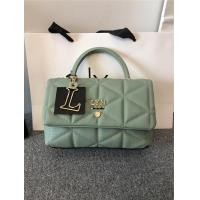 ราคา กระเป๋าถือ LYN 9 รุ่น Triton Top Handbag พร้อมสายสะพายยาว (13662698286)